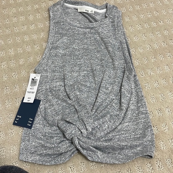 Aritzia Tops - New gray crop